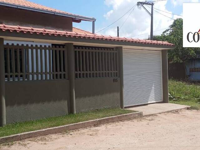 #393 - Casa para Venda em Rio das Ostras - RJ